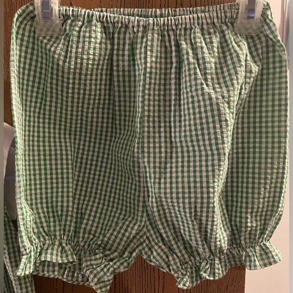 Samara Girls Sz 6 Green sleeveless gingham dress
With Bloomers - Picture 10 of 10
